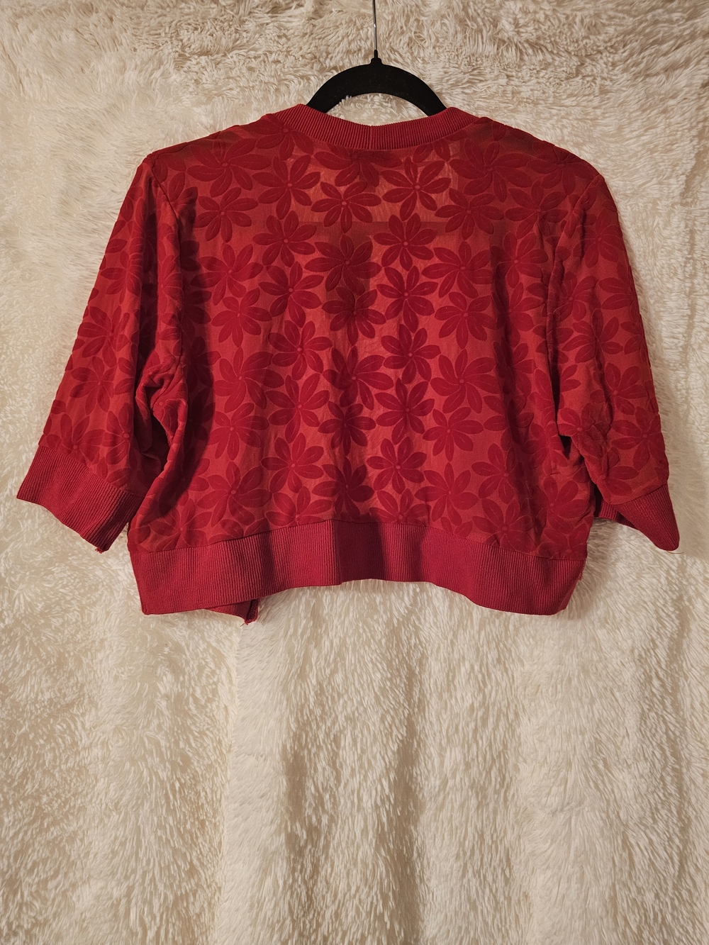 torrid Red Floral Jacquard Open-Front Cropped Cardigan - Picture 2 of 4